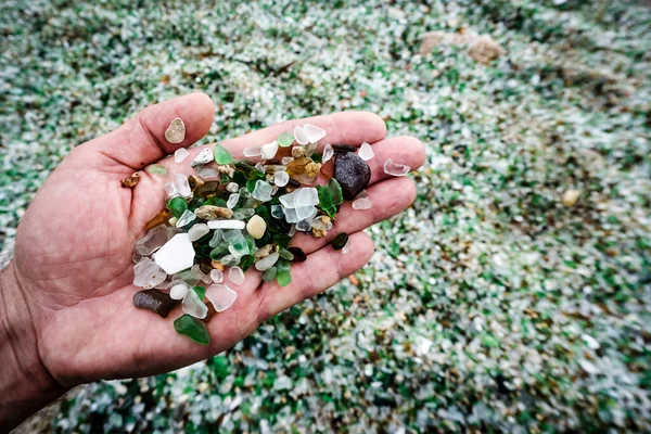 Mão Mostrando Seixos Vidro Praia Dos Cristais Galiza — Fotografia de Stock