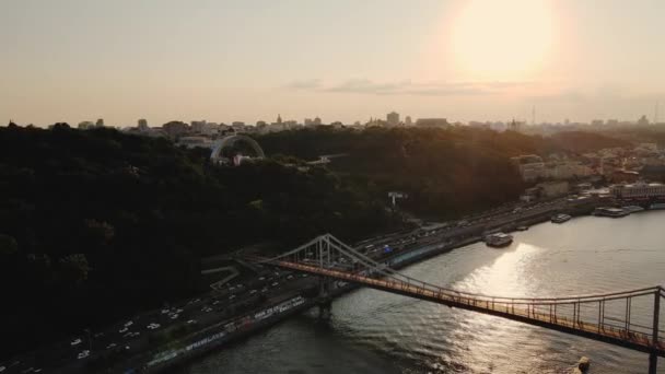 Aerial Panorama Kyiv City Sunset Pedestrian Bridge Dnipro River Rainbow — Stok video