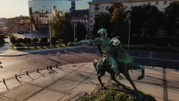 Kyiv Ukraine September 2021 Drone Flies Monument Bogdan Khmelnitsky Sophia — Stok video