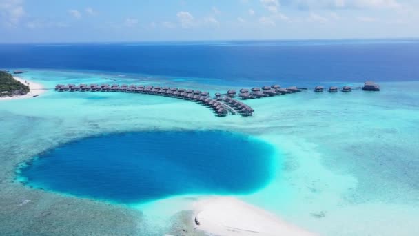 Oceanic Trench Coral Reefs Maldives Indian Ocean Drone Flies Water — Αρχείο Βίντεο