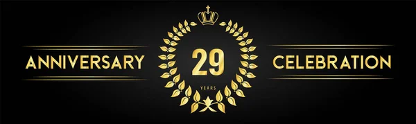 Логотип Празднования Летнего Юбилея Лавровым Венком Королевской Короной Изолирован Черном — стоковый вектор