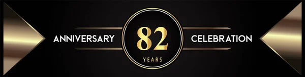 Years Anniversary Celebration Logo Gold Number Metal Triangle Shapes Black — Stock vektor