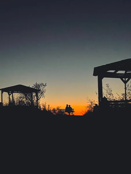 Man Woman Watching Sunset Date Dramatic Sunset Lovely Couple Goals — Stock Photo, Image