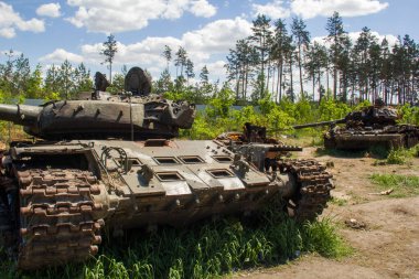 Ukrayna 'da savaş. Kyiv bölgesinde patlayan askeri teçhizat.