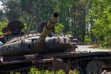 Ukrayna 'da savaş. Kyiv bölgesinde patlayan askeri teçhizat.