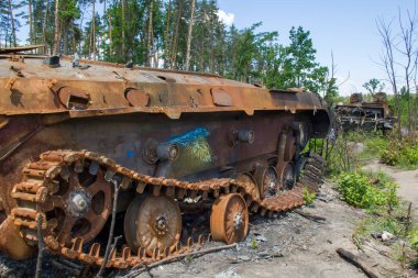 Ukrayna 'da savaş. Kyiv bölgesinde patlayan askeri teçhizat.