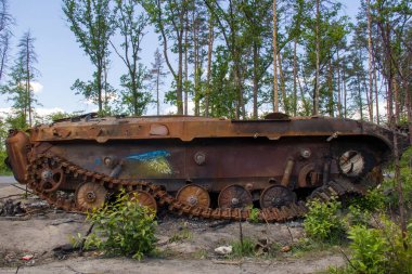 Ukrayna 'da savaş. Kyiv bölgesinde patlayan askeri teçhizat.