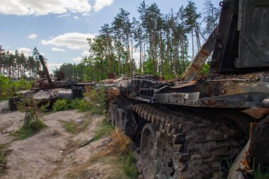 Ukrayna 'da savaş. Kyiv bölgesinde patlayan askeri teçhizat.