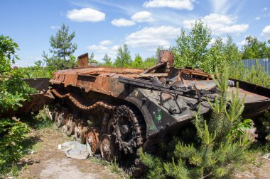 Ukrayna 'da savaş. Kyiv bölgesinde patlayan askeri teçhizat.