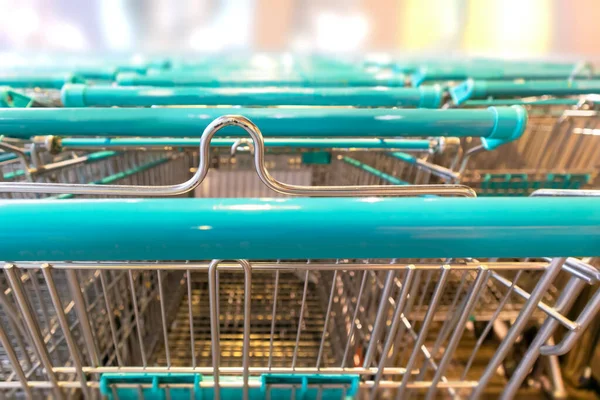 Shopping Carts Supermarkets Focused View Shopping Cart Handle Shopping Supermarket — Stockfoto