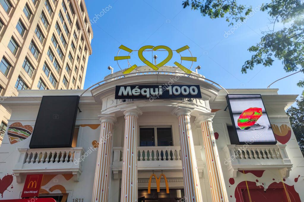 Mequi 1000 McDonald's store located on Avenida Paulista in So Paulo. McDonald's is the world's largest chain of hamburger fast food restaurants.