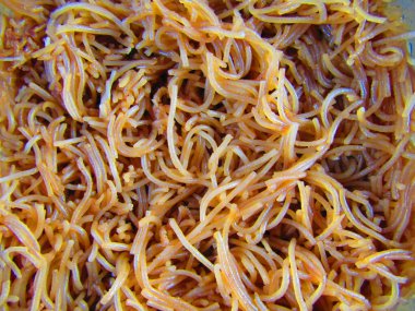 tatlı soya soslu erişte.