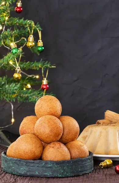 Bunuelos Natilla Delicious Colombian Combination — Stock Photo, Image