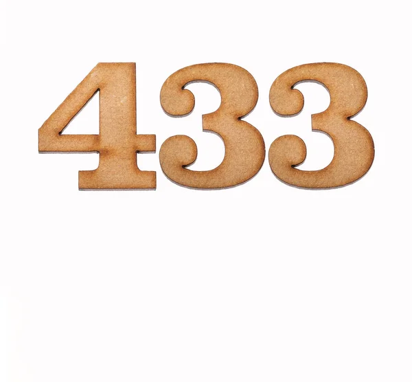 Número 433 Pedaço Madeira Isolado Sobre Fundo Branco — Fotografia de Stock