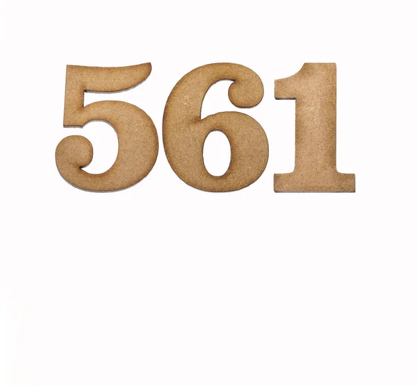 Número 561 Madeira Isolado Sobre Fundo Branco — Fotografia de Stock