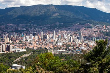 Medellin, Antioquia. Kolombiya - 13 Mart 2022. Medellin, Kolombiya 'nın Antioquia eyaletinin başkentidir..