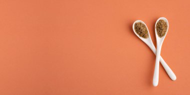 Psyllium içeren soya lifine dayanan yiyecek tozu.