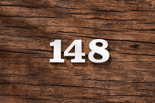 Nummer 148 Aus Holz Isoliert Auf Rustikalem Hintergrund — Stockfoto