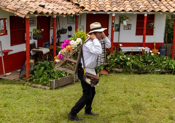 Μεντεγίν Antioquia Κολομβία Αυγούστου 2022 Silleteros Παρέλαση Λουλούδι Δίκαιη Στην — Φωτογραφία Αρχείου