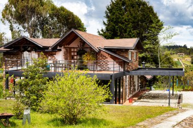 Colombian colonial architecture - Antioquia rural peasant house