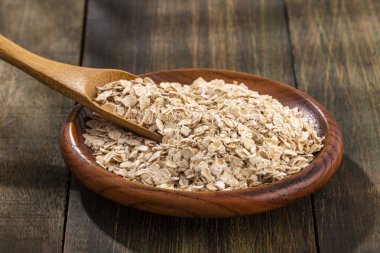 Tahta kasede yulaf ezmesi - Avena sativa