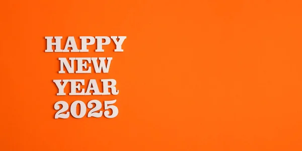 Ευτυχισμένο Νέο Έτος 2025 Ξύλινα Γράμματα Πορτοκαλί Φόντο — Φωτογραφία Αρχείου