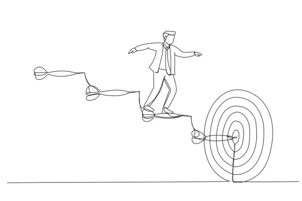 ビジネスマンの漫画は ターゲットに矢印の階段を上ります 目標へのビジネスパスの概念 連続線型Ar — ストックベクタ