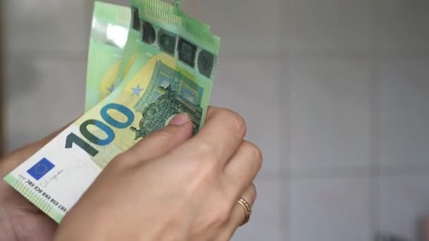 Womens Hands 100 Euro Bills Girl Counts Stack Money High — ストック動画
