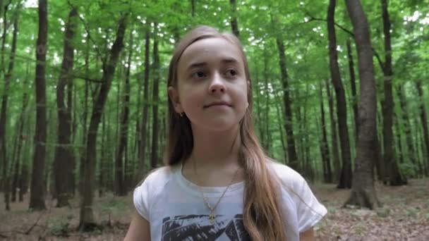 Portrait Pretty Girl Walking Alone Forest Teenager Long Hair Walks — Stock Video