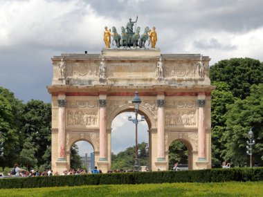 View on Arc de Triomphe du Carrousel in Tuileries garden in Paris, France