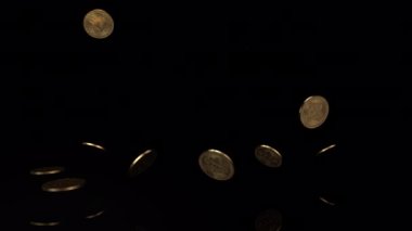 Bitcoin siyah bir masaya düşüyor.