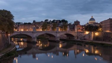 Timelapse of Ponte Vittorio Emanuele II above Tiber River