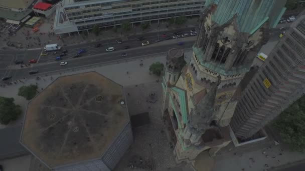 Aerial View Kaiser Wilhelm Memorial Church Berlin — Stockvideo