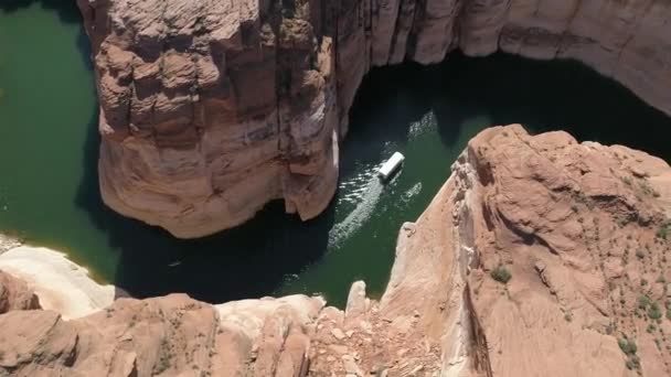 Aerial View Boat Floating Canyon — Stockvideo