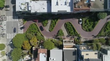 Aerial view of cars driving on Lombard Street