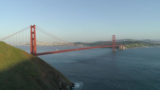 Aerial View Golden Gate Bridge Pacific Ocean — Vídeos de Stock