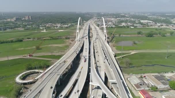Aerial View Margaret Mcdermott Bridge Dallas — Vídeo de stock