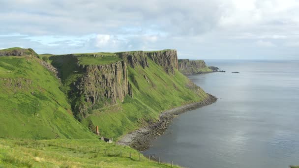 Cliffy Coast Scotland Isle Skye — Vídeo de Stock