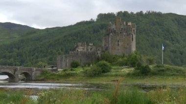 Eilean Donan Castle seen from the opposite shore