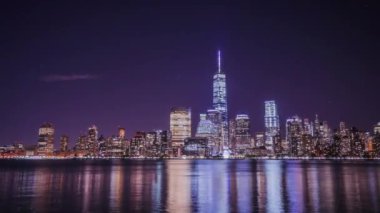 Night timelapse of Lower Manhattan buildings