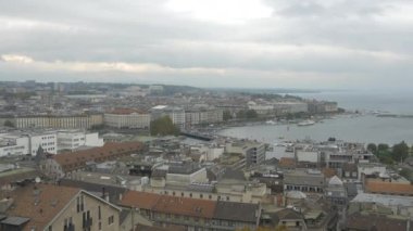 Pan right of the city of Geneva