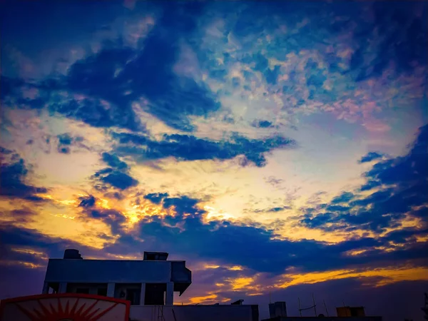 Dramatic Sunset Sky Clouds Beautiful Landscape Sunset Sunset Dark Silhouettes — 图库照片