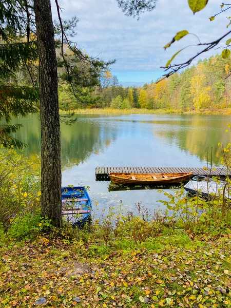 Paisagem Outono Com Rio Lago — Fotografia de Stock