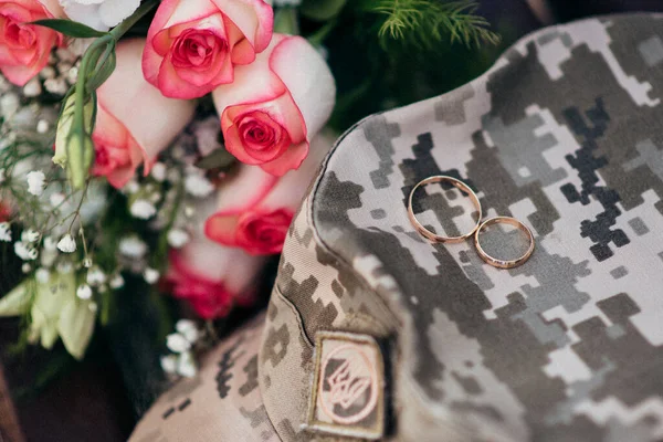 Ukrainian Army Wedding Rings — Stock Photo, Image