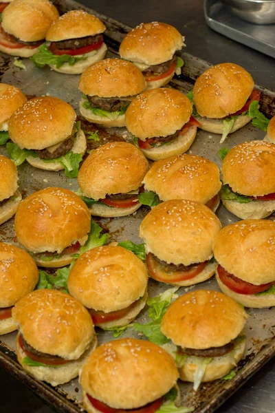 Preparing Mini Burgers Appetizer Type Burgers — Stock Photo, Image