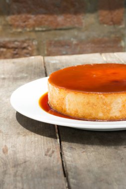 Creme Brulee. Turta. Quesillo.