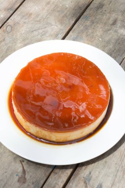 Creme Brulee. Turta. Quesillo.