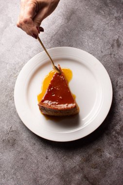 Turta. Quesillo. creme brulee. Süt ve yumurta tatlısı. Yumurtalı tart. Tatlı. Şeker.