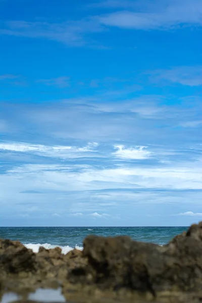 Hermosa Vista Orilla Del Mar Imagen De Stock