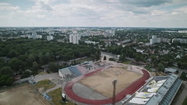 Drónfelvételek Egy Stadionról Amit Orosz Bombák Semmisítettek Meg Csernyivban — Stock videók